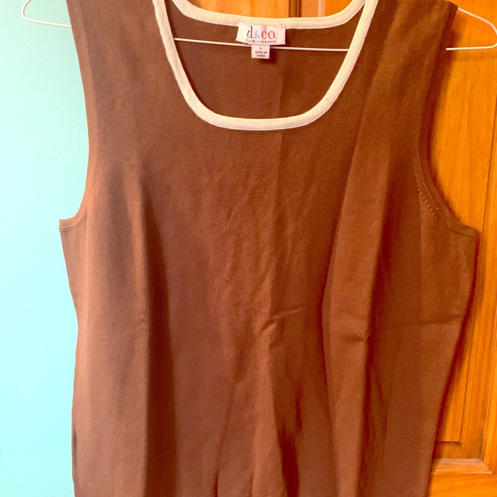 Brown Tank